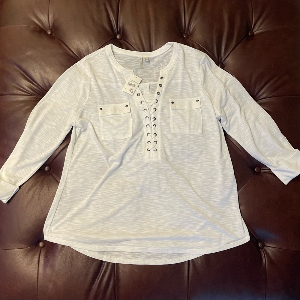 EST. 1946 Bloomtown Bright White Top